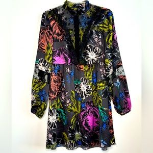 Guess Mock Turtleneck Party Dress‎ Lace Details Around Neck Chest & Sleeves Sz S